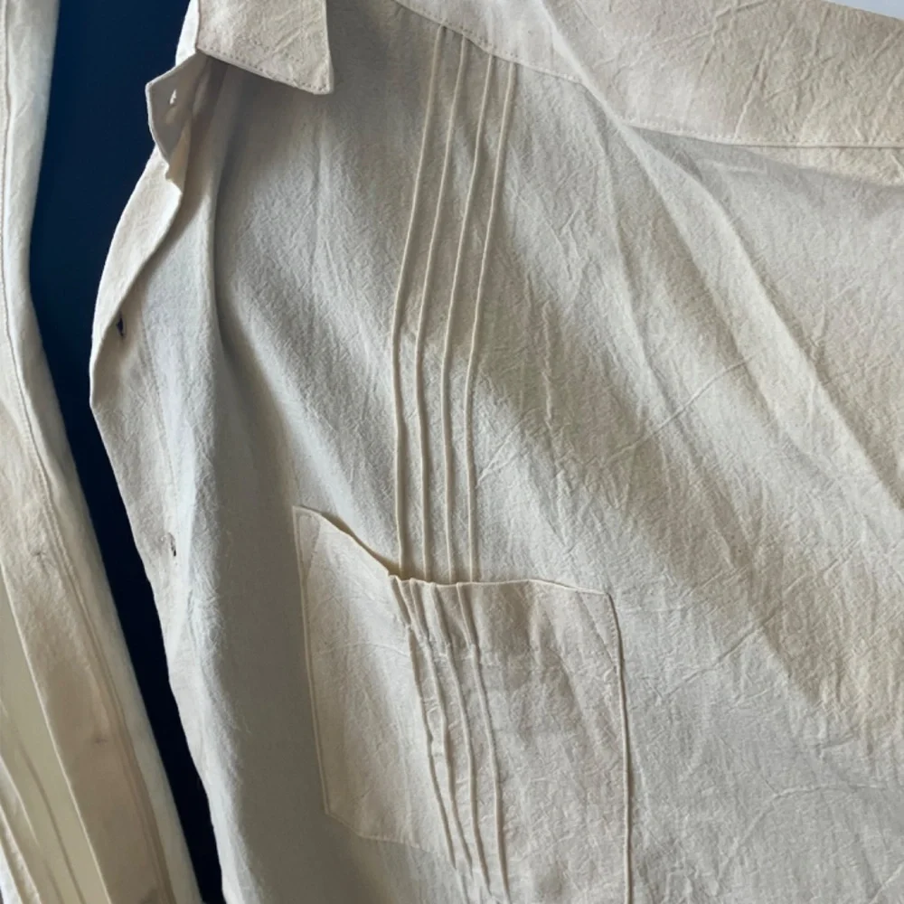 Medium weight cream, 5X button-down, short sleeve button down - Picture 12 of 13